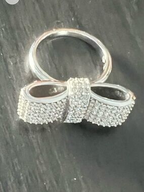 Swarovski bow ring